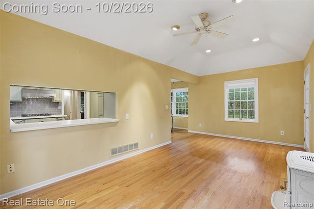 10154 Ludlow Avenue, Huntington Woods, MI 48070