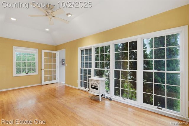10154 Ludlow Avenue, Huntington Woods, MI 48070