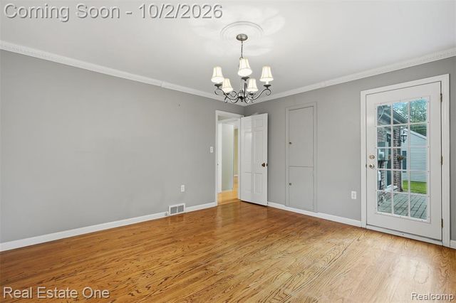 10154 Ludlow Avenue, Huntington Woods, MI 48070