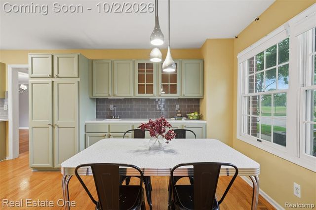 10154 Ludlow Avenue, Huntington Woods, MI 48070