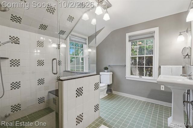 10154 Ludlow Avenue, Huntington Woods, MI 48070