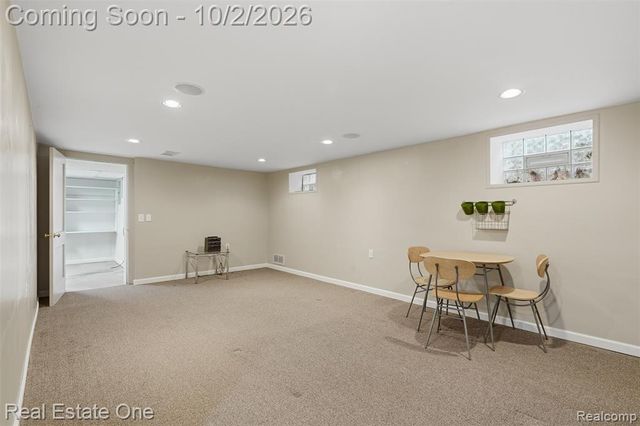 10154 Ludlow Avenue, Huntington Woods, MI 48070