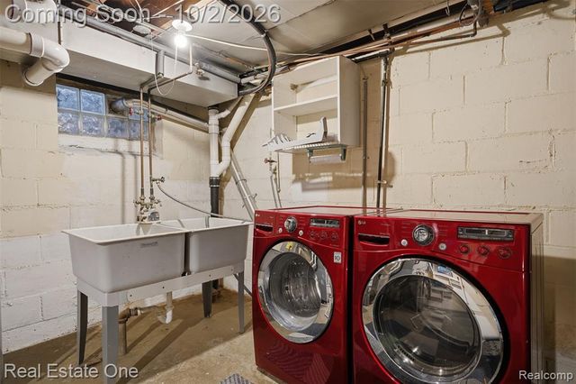 10154 Ludlow Avenue, Huntington Woods, MI 48070