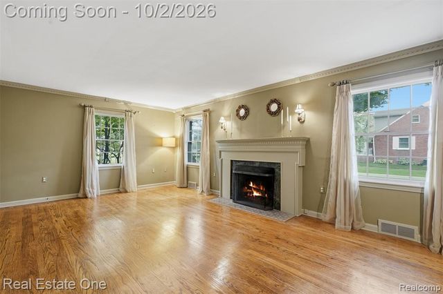 10154 Ludlow Avenue, Huntington Woods, MI 48070