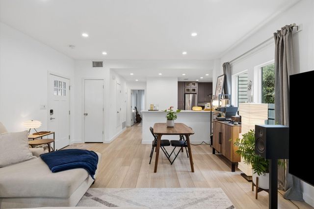 1803 Bouldin Ave, Austin, TX 78704