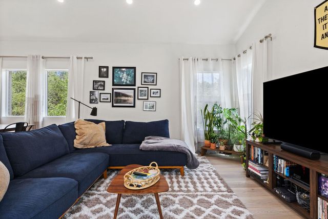 1803 Bouldin Ave, Austin, TX 78704