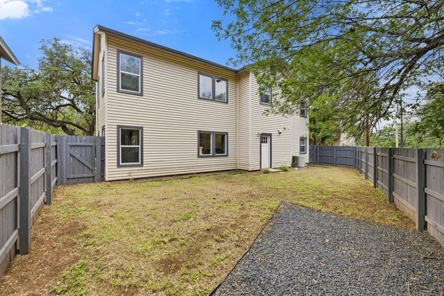1803 Bouldin Ave, Austin, TX 78704