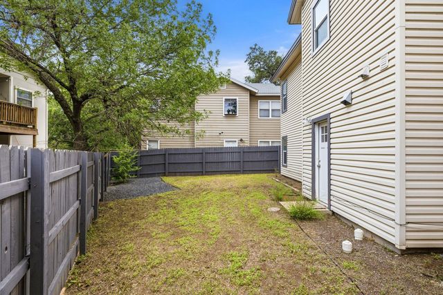 1803 Bouldin Ave, Austin, TX 78704