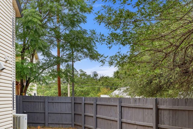 1803 Bouldin Ave, Austin, TX 78704