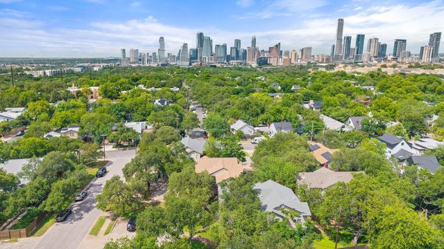 1803 Bouldin Ave, Austin, TX 78704