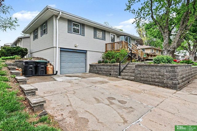 13620 Oak Street, Omaha, NE 68144