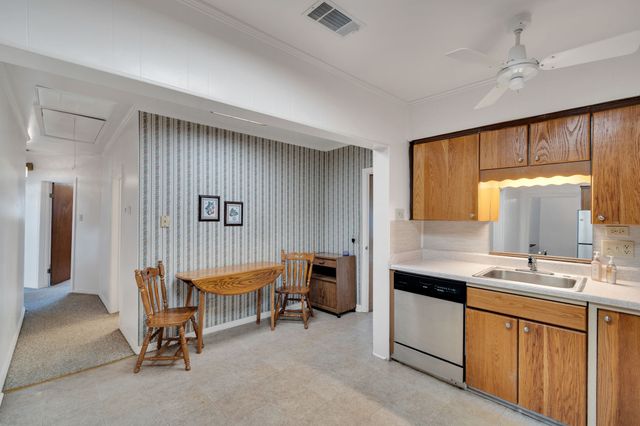 508 E Henderson Street, Itasca, TX 76055