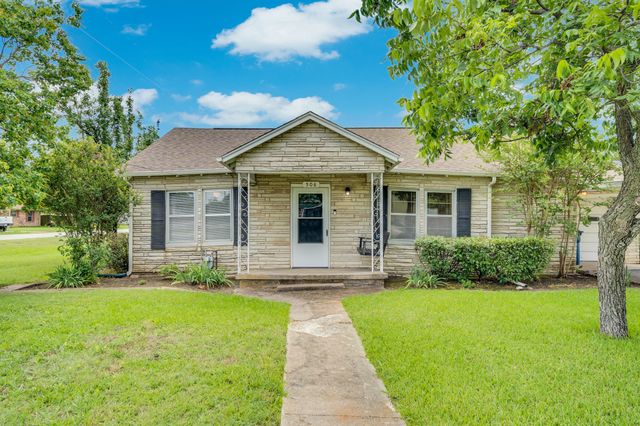 508 E Henderson Street, Itasca, TX 76055