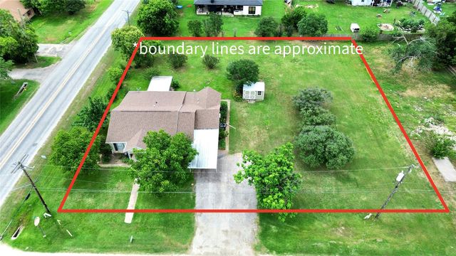 508 E Henderson Street, Itasca, TX 76055