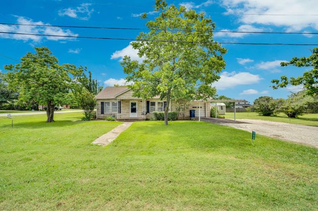 508 E Henderson Street, Itasca, TX 76055