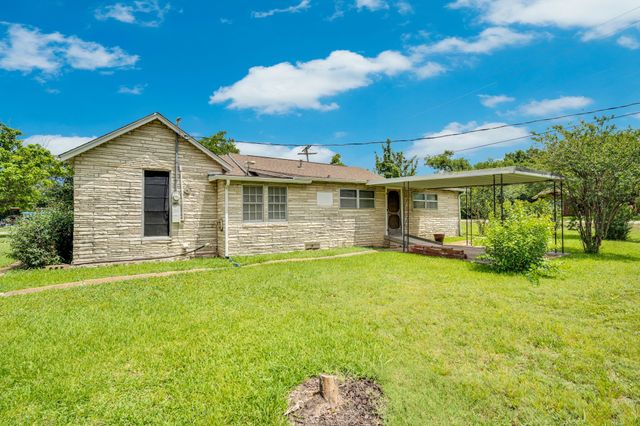 508 E Henderson Street, Itasca, TX 76055
