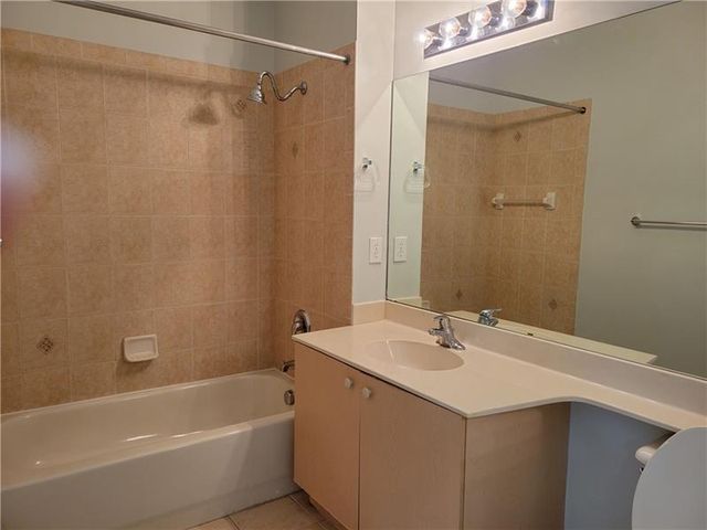3569 Forest Hill Boulevard 117, Palm Springs, FL 33406