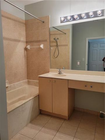 3569 Forest Hill Boulevard 117, Palm Springs, FL 33406