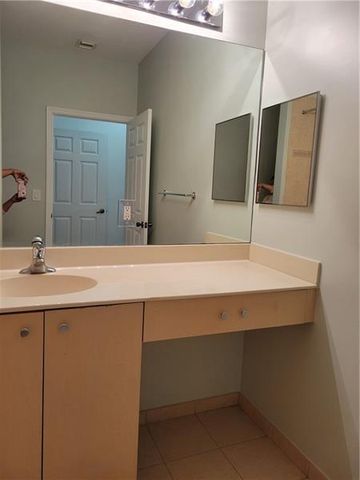 3569 Forest Hill Boulevard 117, Palm Springs, FL 33406