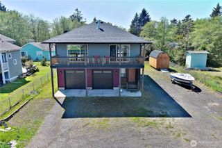 415 Olympic View Drive NE, Ocean Shores, WA 98569