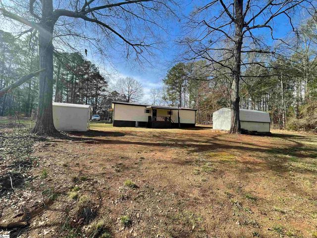 75 Edgewater Drive, Waterloo, SC 29384