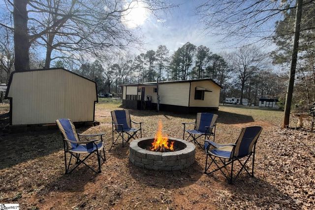 75 Edgewater Drive, Waterloo, SC 29384