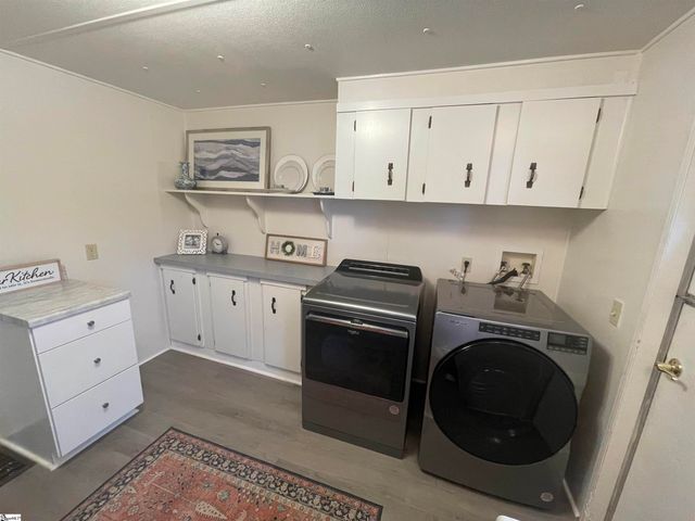 75 Edgewater Drive, Waterloo, SC 29384