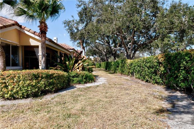 4822 S Newport Island Drive 3B, Vero Beach, FL 32967