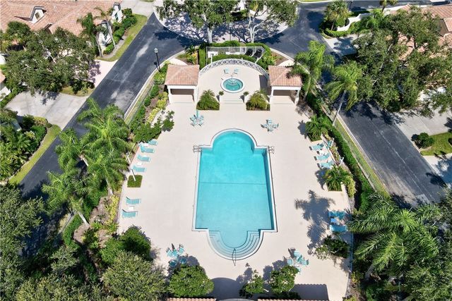 4822 S Newport Island Drive 3B, Vero Beach, FL 32967