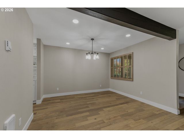 1839 BOCA RATAN Dr, Lake Oswego, OR 97034