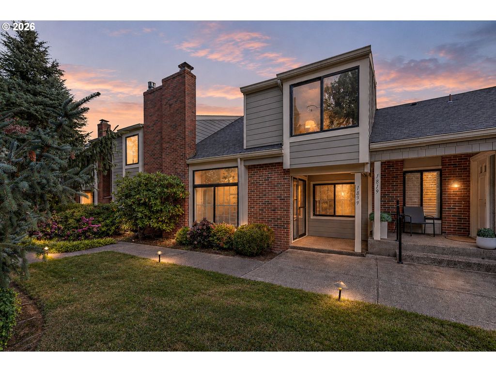 1839 BOCA RATAN Dr, Lake Oswego, OR 97034