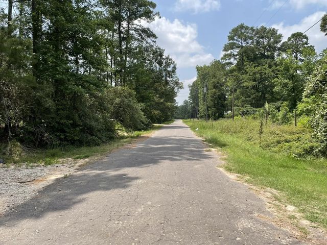 147 Seminole Drive, Trinity, TX 75862