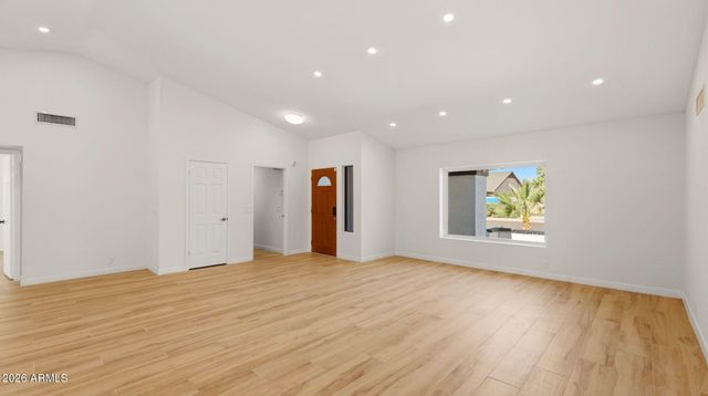 15221 N 42ND Place, Phoenix, AZ 85032