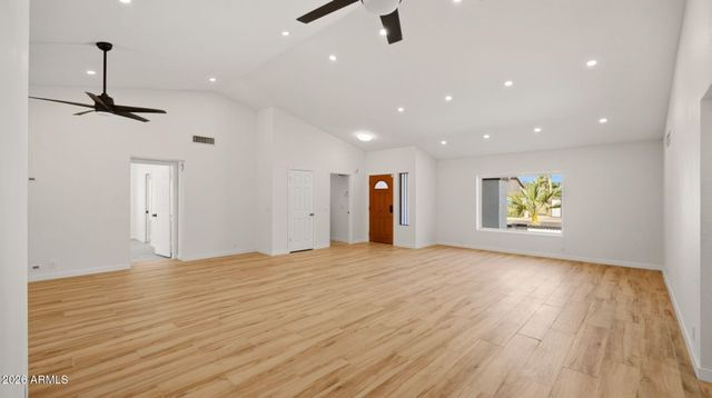 15221 N 42ND Place, Phoenix, AZ 85032