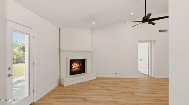 15221 N 42ND Place, Phoenix, AZ 85032