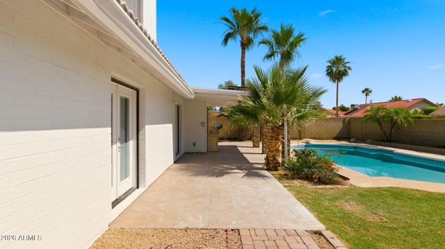 15221 N 42ND Place, Phoenix, AZ 85032