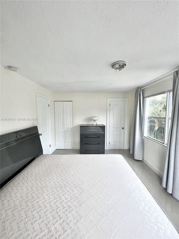 1940 Adams St, Hollywood, FL 33020
