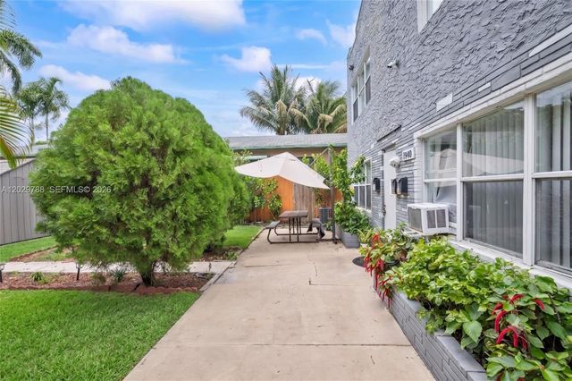 1940 Adams St, Hollywood, FL 33020