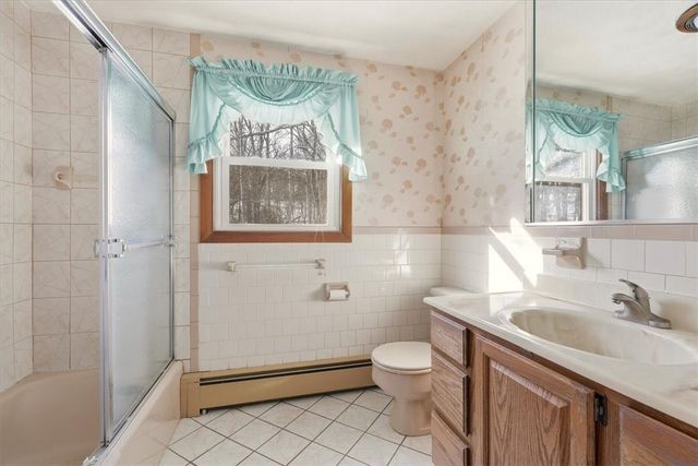 7 Hidden Valley Lane, Lincoln, RI 02865