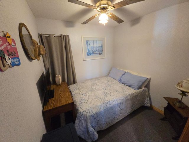 119 Capital Road, Houghton Lake, MI 48629