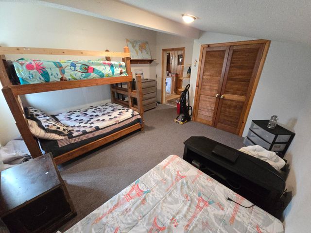 119 Capital Road, Houghton Lake, MI 48629