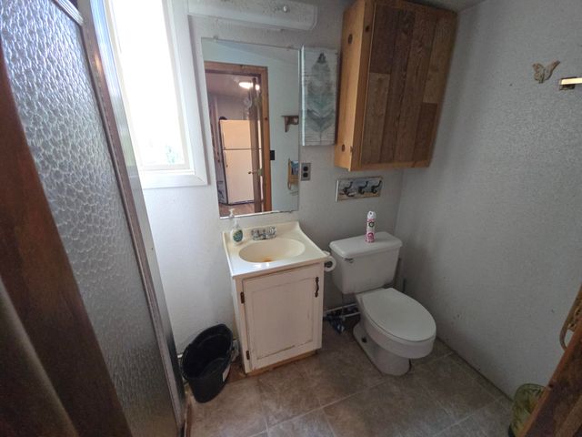 119 Capital Road, Houghton Lake, MI 48629