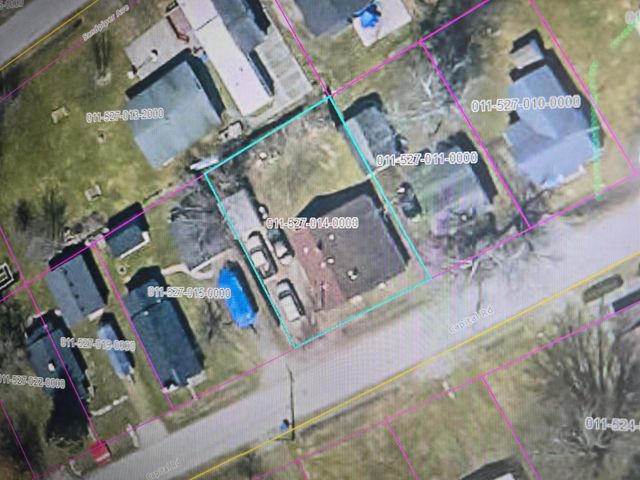 119 Capital Road, Houghton Lake, MI 48629