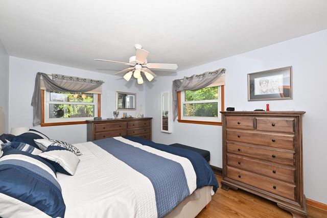 S43W22111 Beeheim ROAD, Waukesha, WI 53189