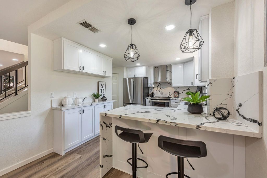 Image 17 of property listing at 3810 3810 Burton Cmn, Fremont, CA 94536