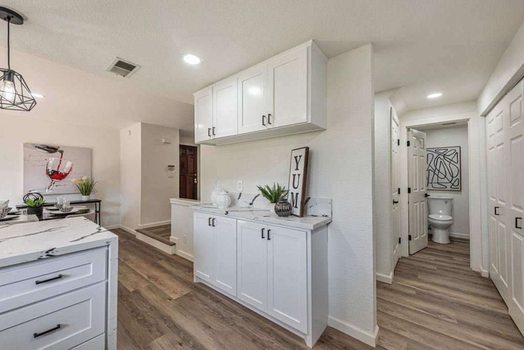 Image 18 of property listing at 3810 3810 Burton Cmn, Fremont, CA 94536