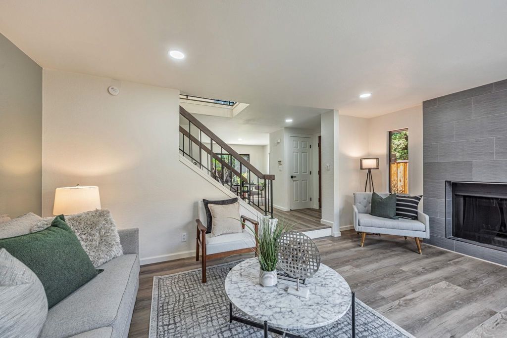 Image 4 of property listing at 3810 3810 Burton Cmn, Fremont, CA 94536