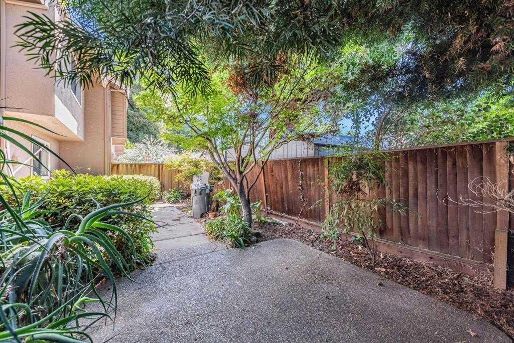 Image 50 of property listing at 3810 3810 Burton Cmn, Fremont, CA 94536