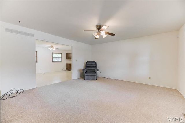 10635 Aylesford Drive, Ferguson, MO 63136