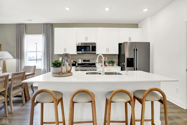 5192 Foxley Park Lane, Avon, IN 46123